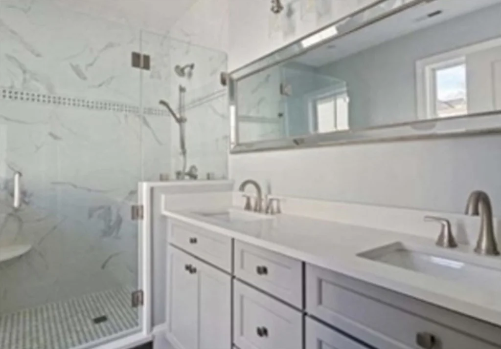 4 bed, 3 bath apartment for rent at 17 Porter St Unit 1, Spring Hill — photo 11 of 15