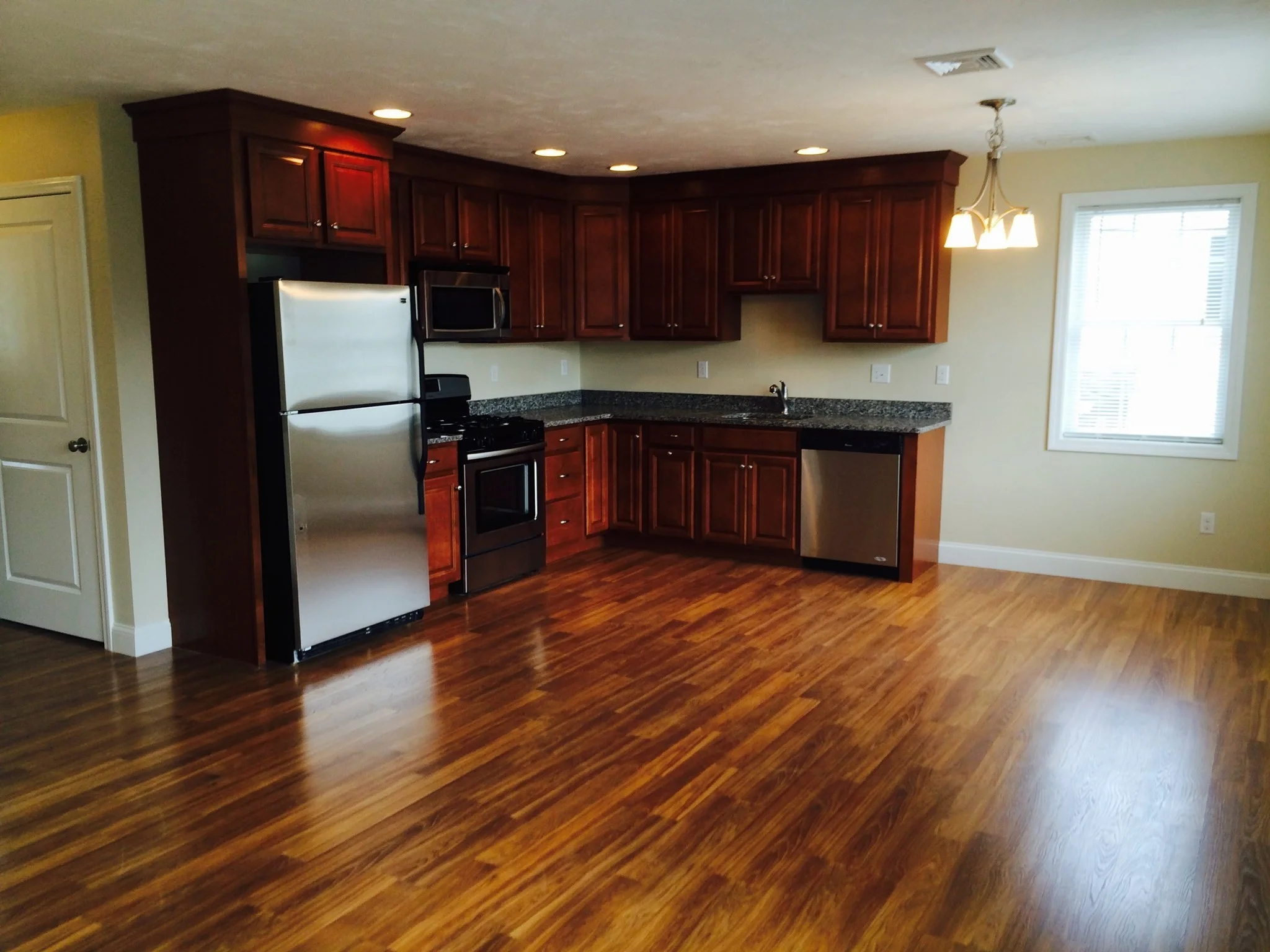 2 bed, 2 bath apartment for rent at 17 Pratt St Unit 103, Mansfield — photo 4 of 31