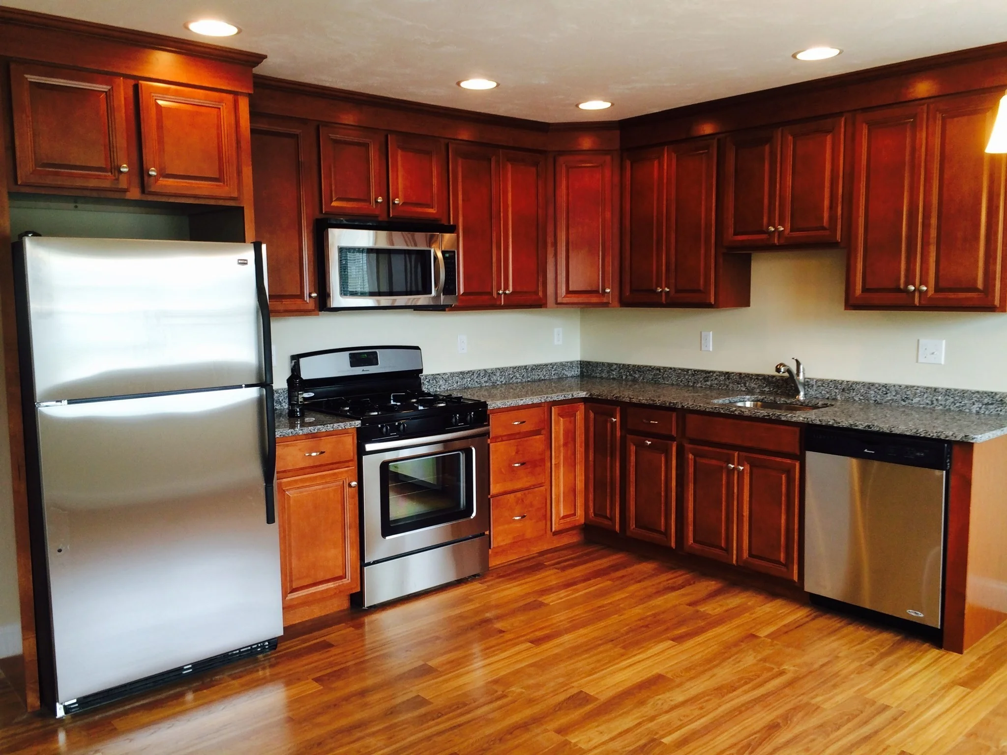 2 bed, 2 bath apartment for rent at 17 Pratt St Unit 103, Mansfield — photo 3 of 31