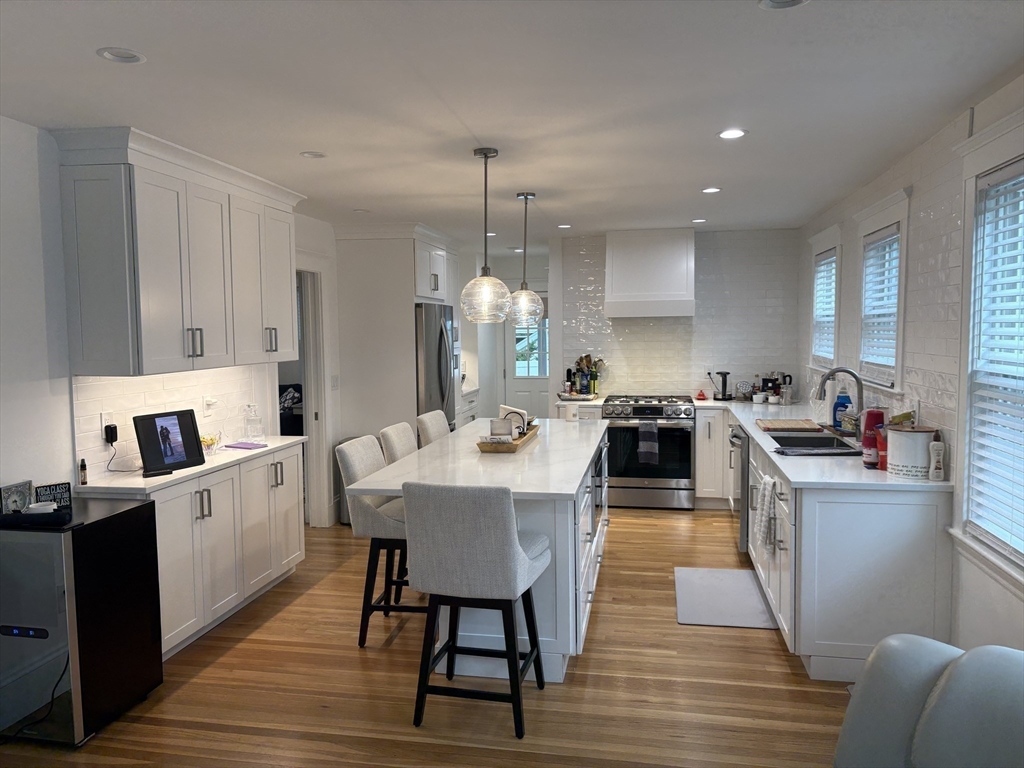 2 bed, 1 bath apartment for rent at 17 Prince St Unit 17, Belmont — photo 5 of 14