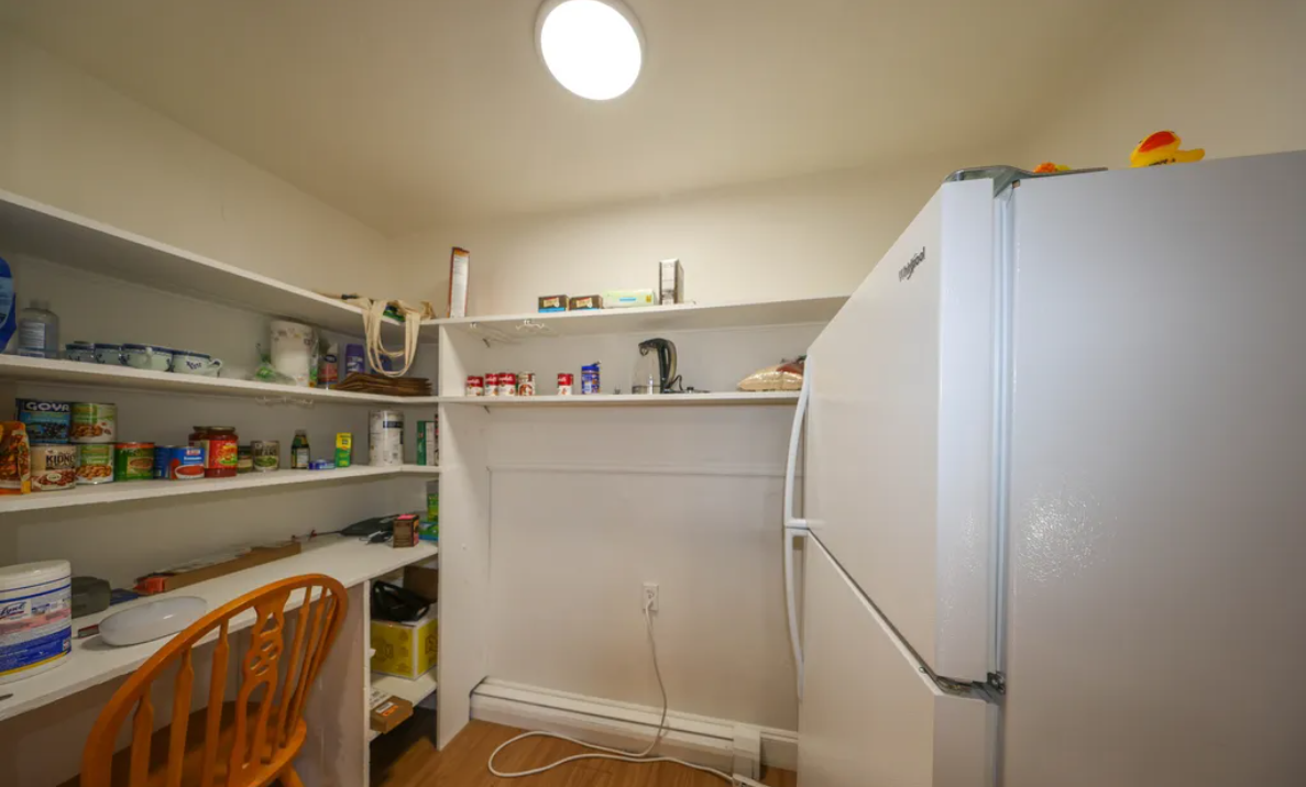 2 bed, 1 bath apartment for rent at 17 Princeton St Unit 3, South Medford — photo 3 of 12