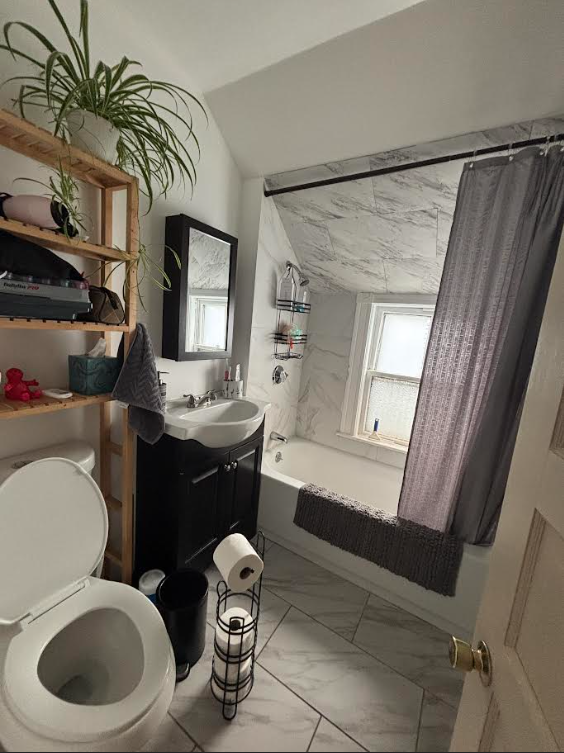 2 bed, 1 bath apartment for rent at 17 Princeton St Unit 3A, South Medford — photo 9 of 10