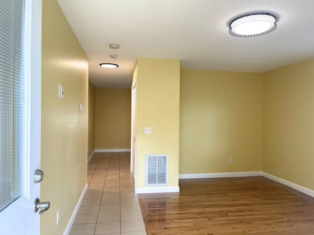 2 bed, 1 bath apartment for rent at 17 Proctor St Unit 1, Peabody — photo 7 of 22