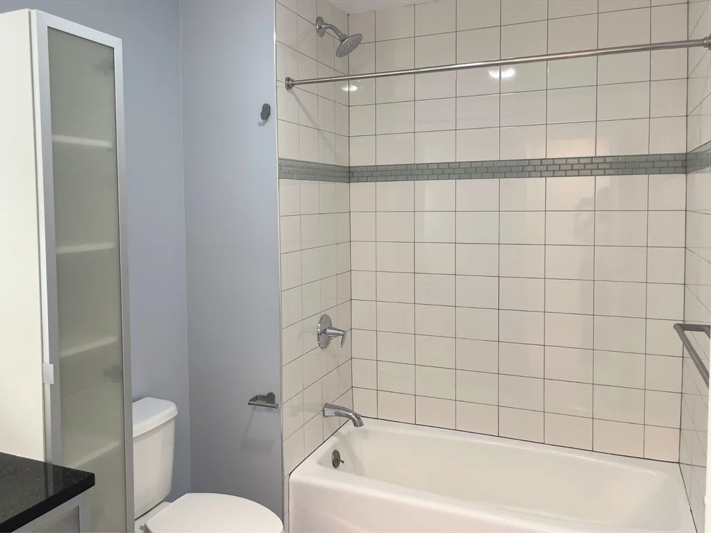 2 bed, 1 bath apartment for rent at 17 Proctor St Unit 1, Peabody — photo 18 of 22