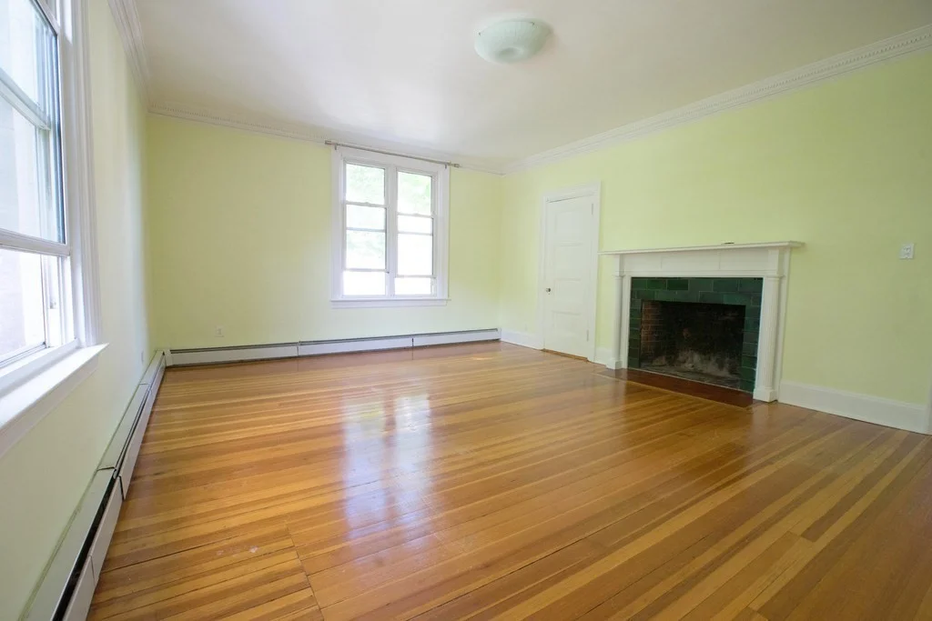 2 bed, 1 bath apartment for rent at 17 Regent Circle Unit 3, Brookline — photo 3 of 13