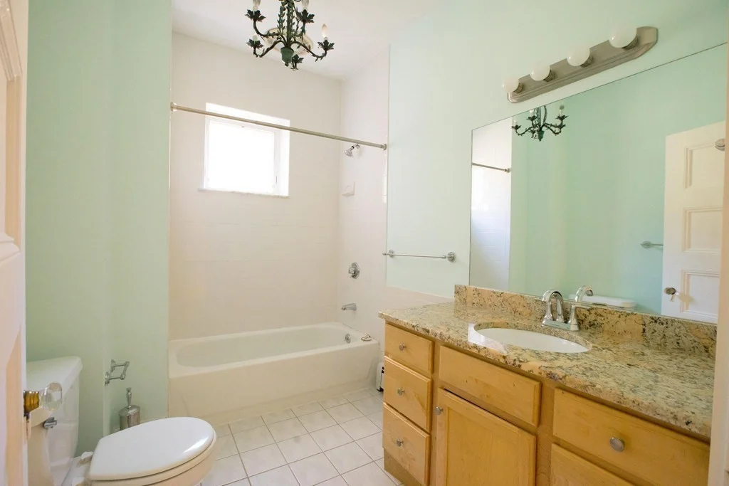 2 bed, 1 bath apartment for rent at 17 Regent Circle Unit 3, Brookline — photo 9 of 13