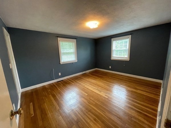 4 bed, 2 bath apartment for rent at 17 Ridley Rd, Dedham — photo 15 of 26