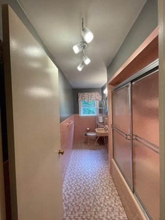 4 bed, 2 bath apartment for rent at 17 Ridley Rd, Dedham — photo 12 of 26