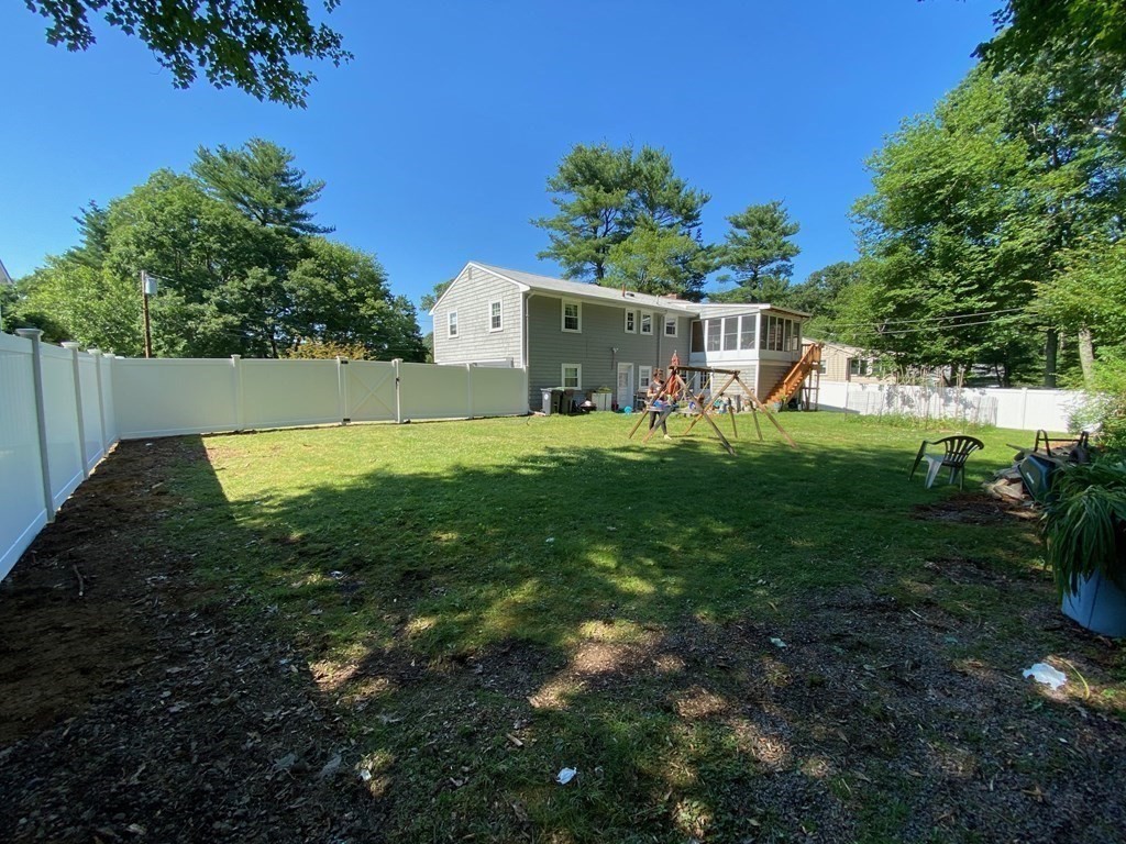 4 bed, 2 bath apartment for rent at 17 Ridley Rd, Dedham — photo 26 of 26