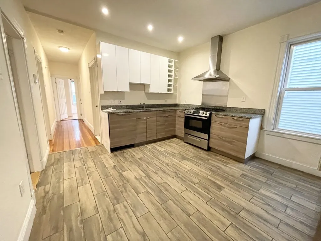 4 bed, 1 bath apartment for rent at 17 Sachem St Unit 2, Mission Hill — photo 2 of 11