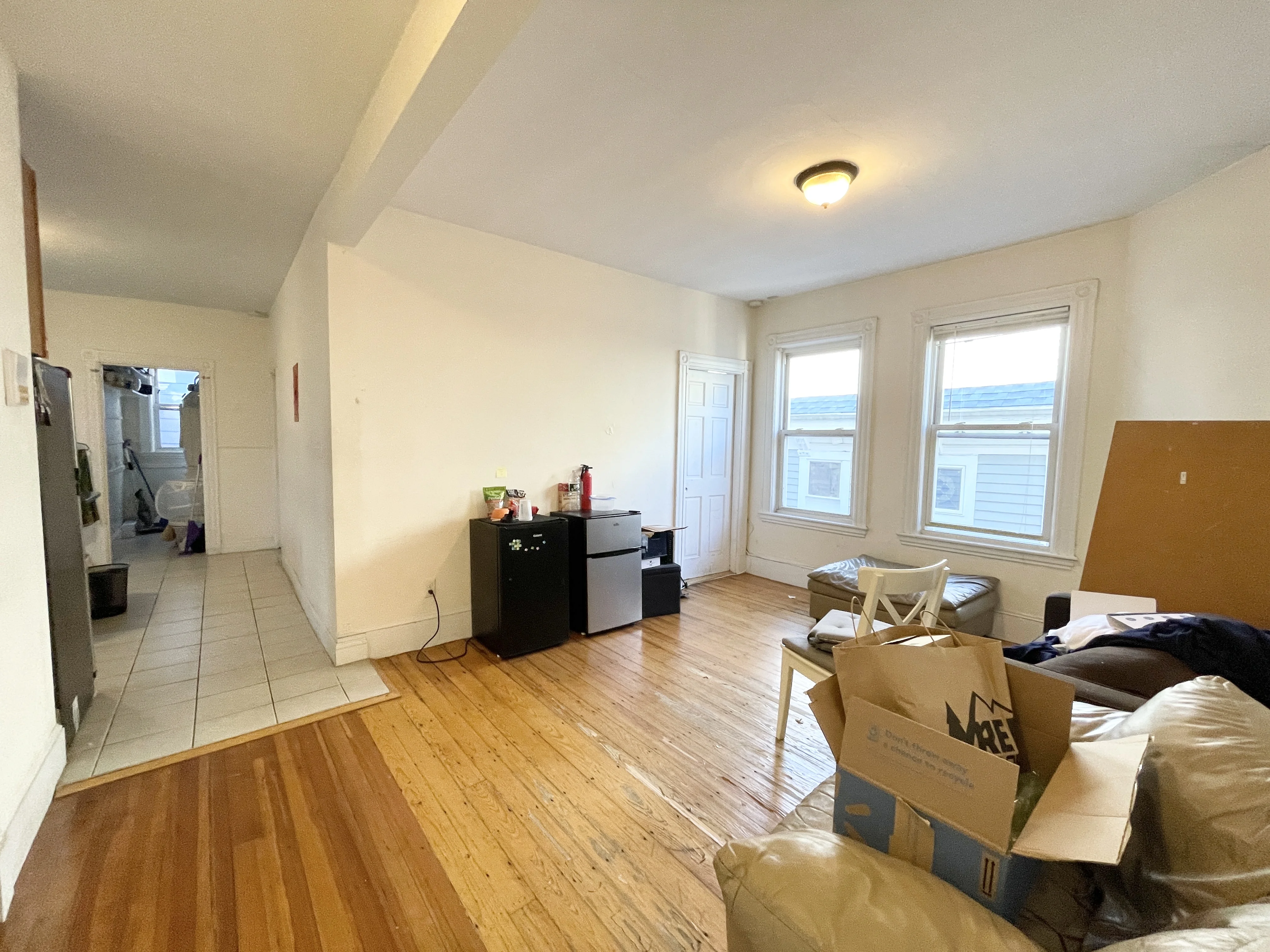 4 bed, 1 bath apartment for rent at 17 Sachem St Unit 3O, Mission Hill — photo 3 of 7