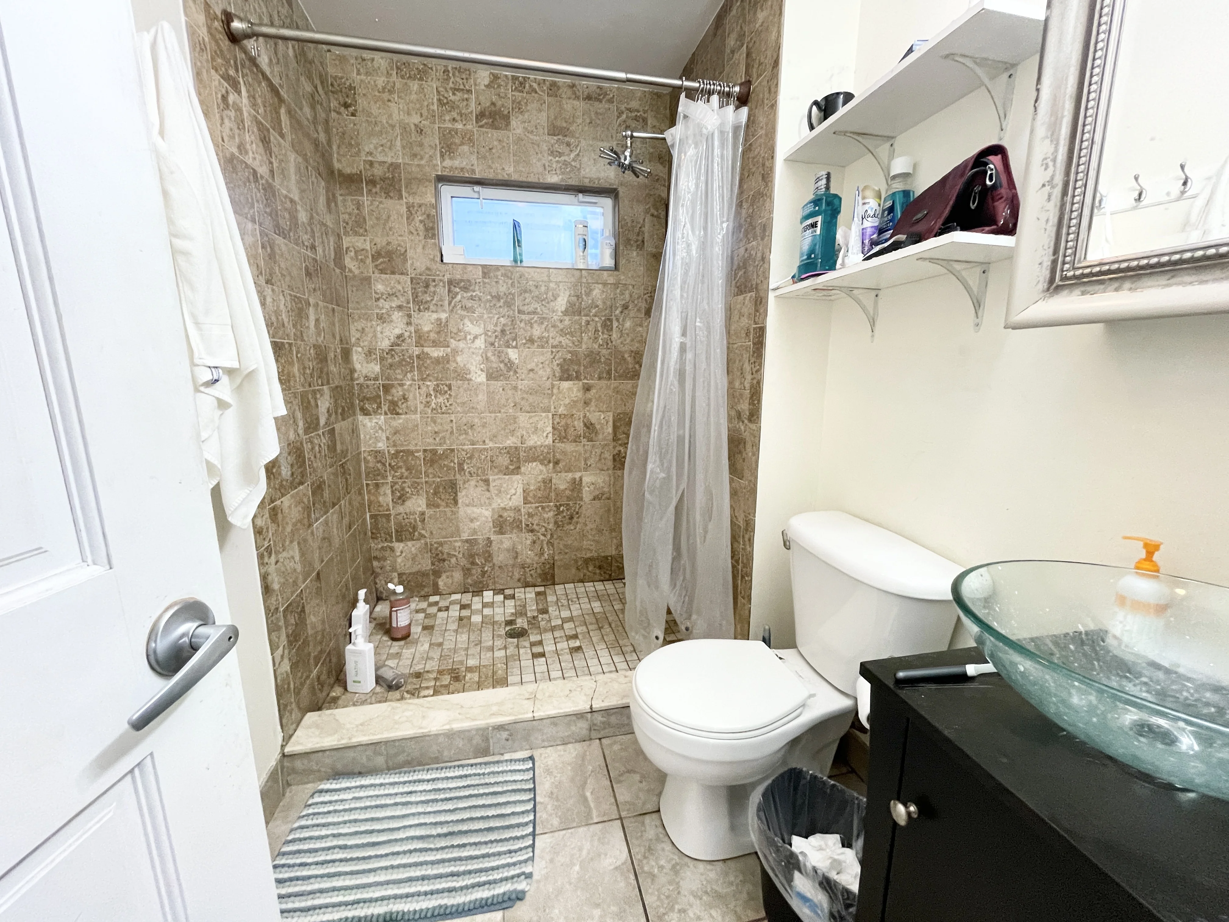 4 bed, 1 bath apartment for rent at 17 Sachem St Unit 3O, Mission Hill — photo 6 of 7