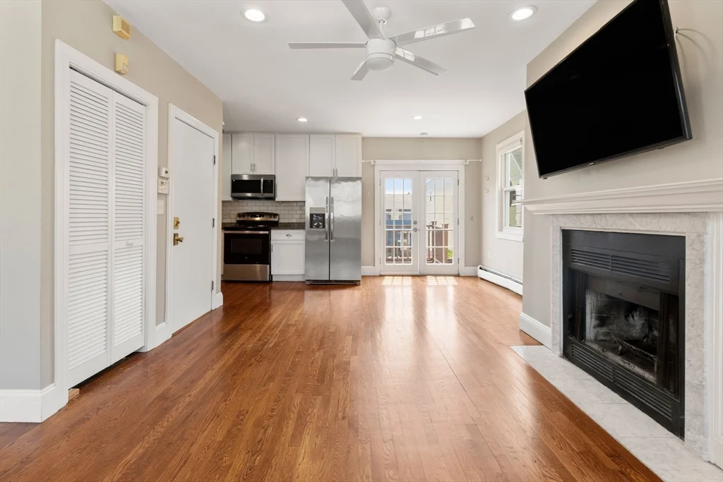 2 bed, 1 bath apartment for rent at 17 Sackville St Unit 3, Charlestown — photo 5 of 33