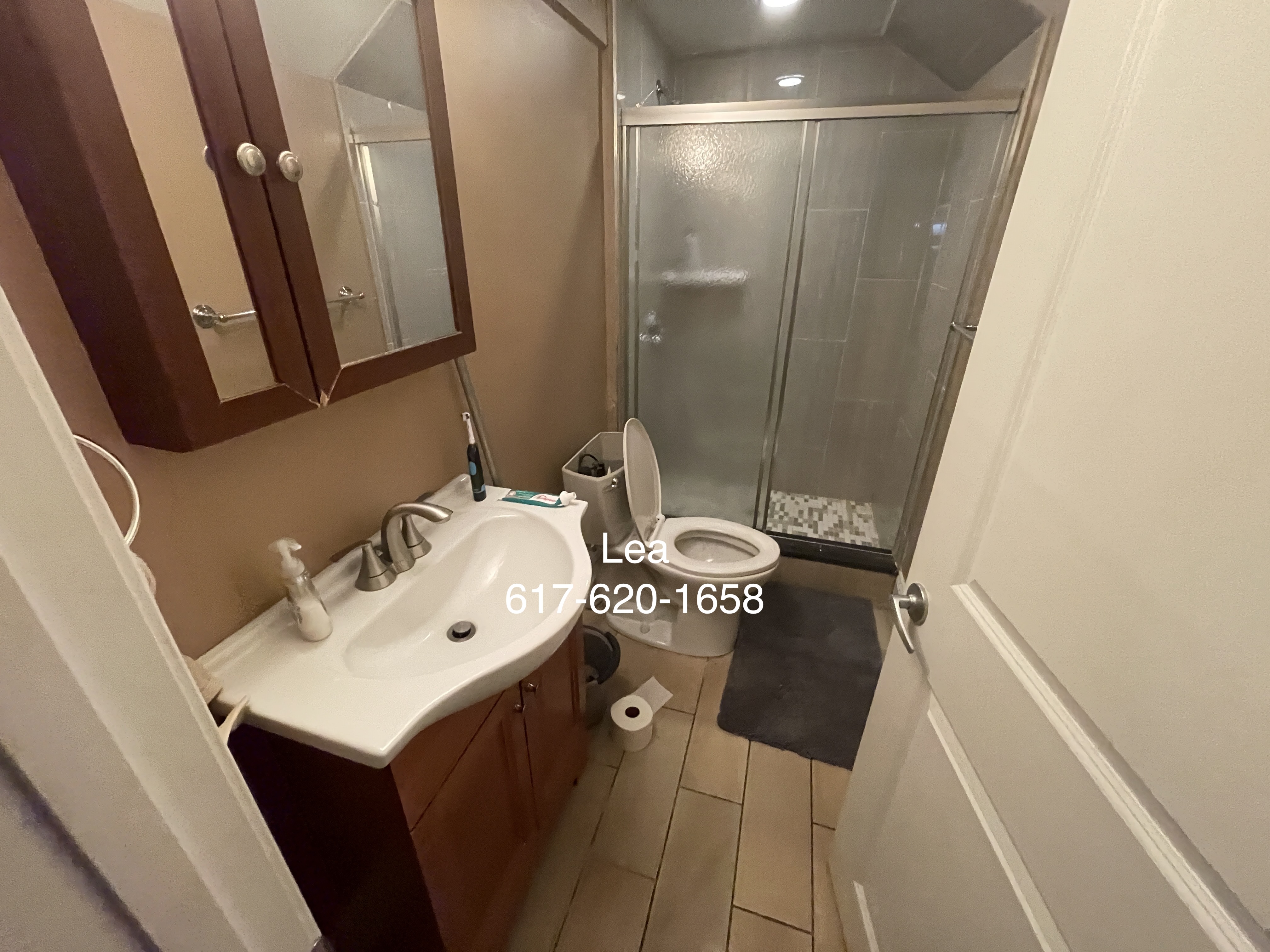 3 bed, 2 bath apartment for rent at 17 Saint Lukes Rd Unit B, Brighton — photo 9 of 16