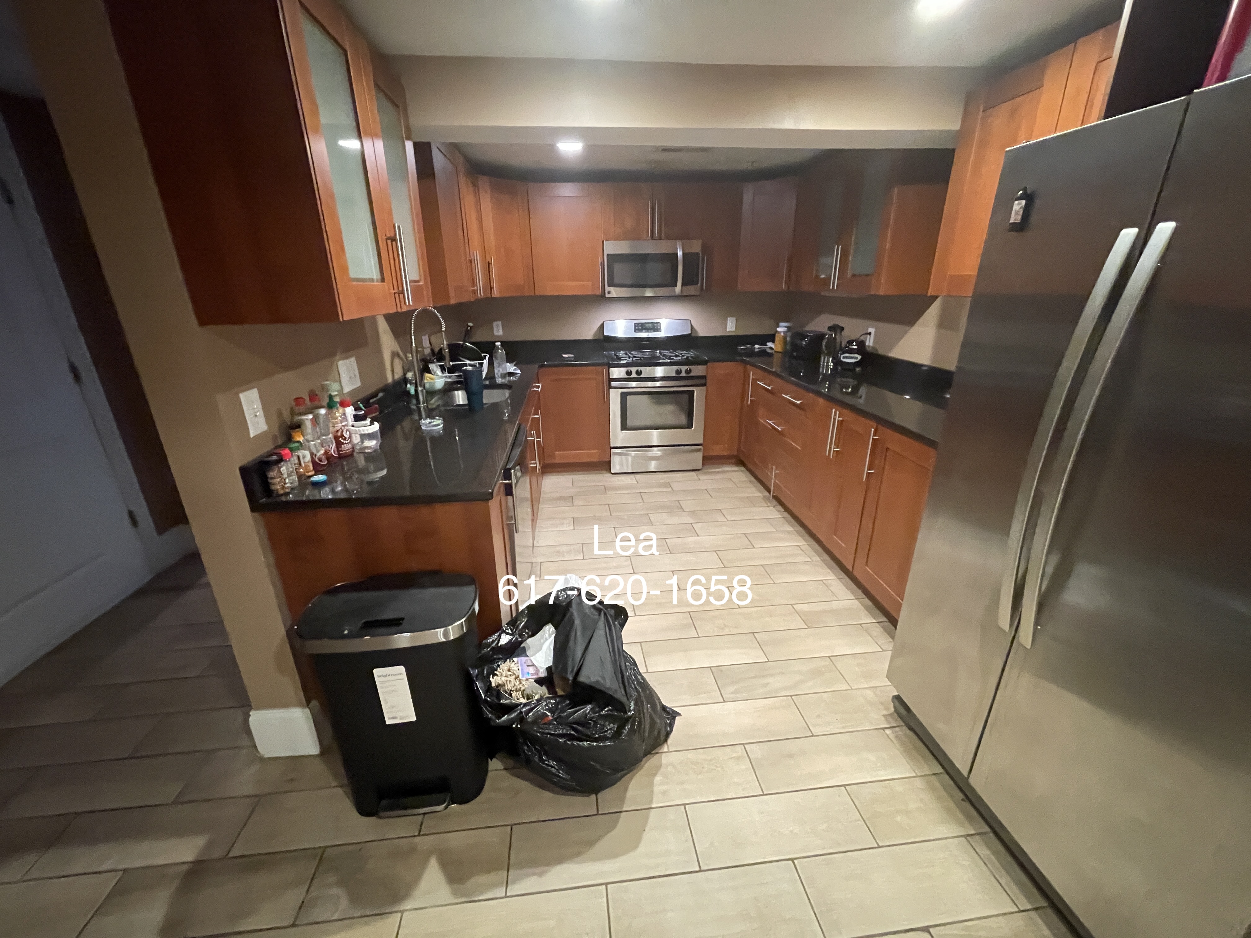 3 bed, 2 bath apartment for rent at 17 Saint Lukes Rd Unit B, Brighton — photo 3 of 16