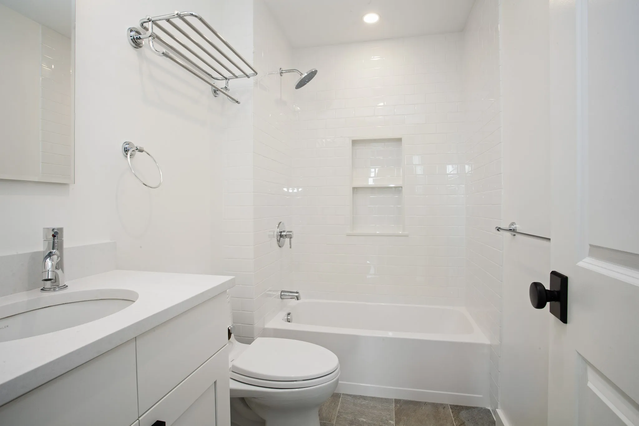 2 bed, 2.5 bath apartment for rent at 17 Saint Marys Ct Unit 2, Brookline — photo 12 of 16