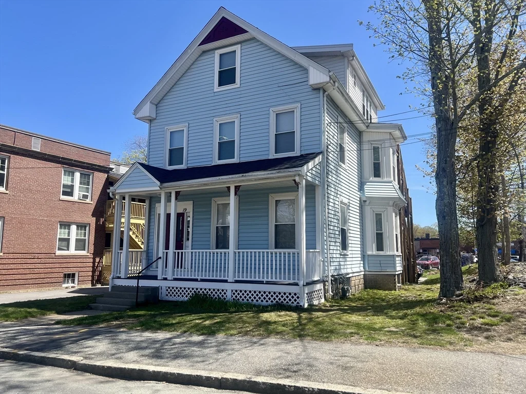1 bed, 1 bath apartment for rent at 17 Sanborn Unit D, Reading — photo 10 of 11