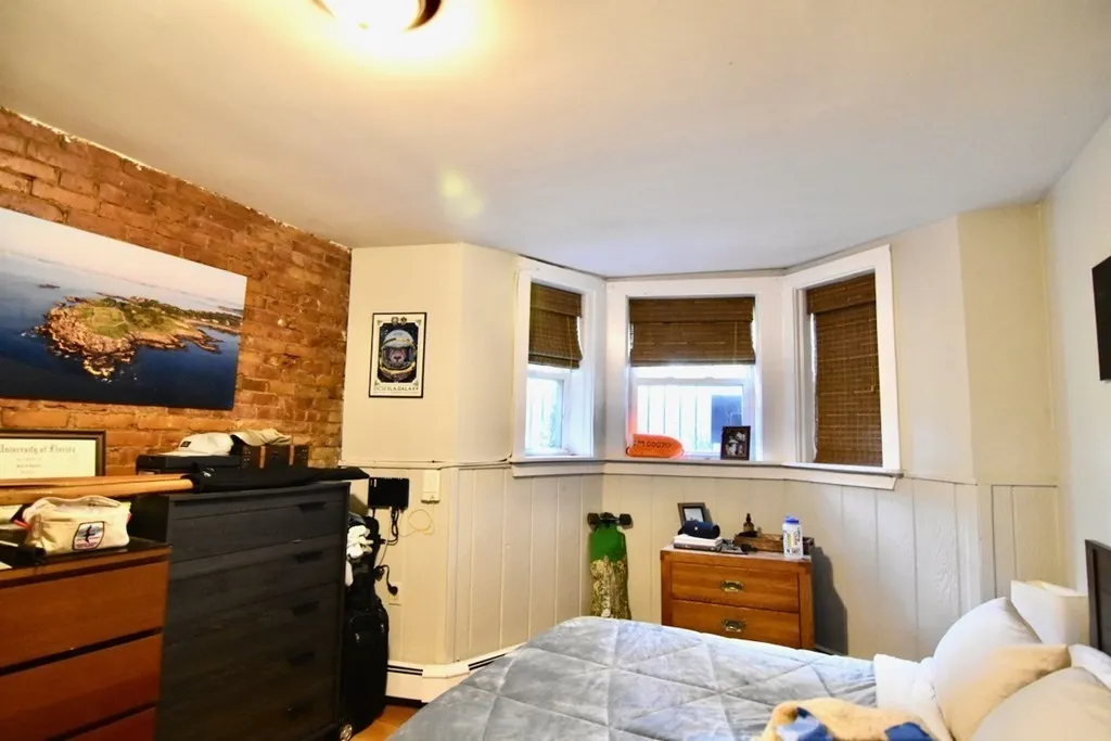 1 bed, 1 bath apartment for rent at 17 Savin Hill Ave Unit 1, Dorchester — photo 10 of 13
