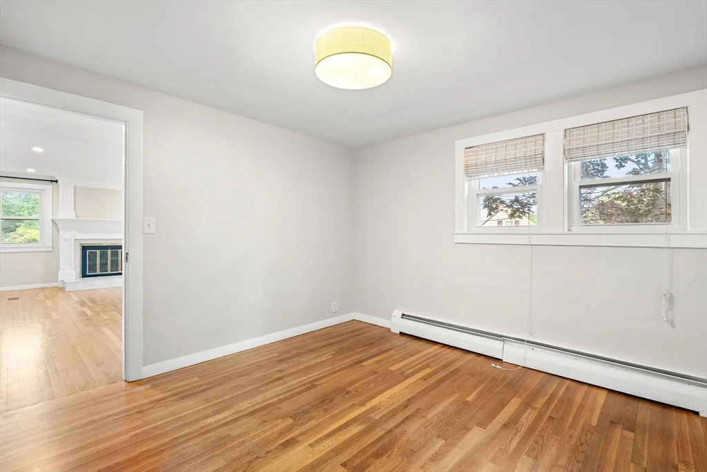 3 bed, 2 bath apartment for rent at 17 Scott Ave, Burlington — photo 21 of 38