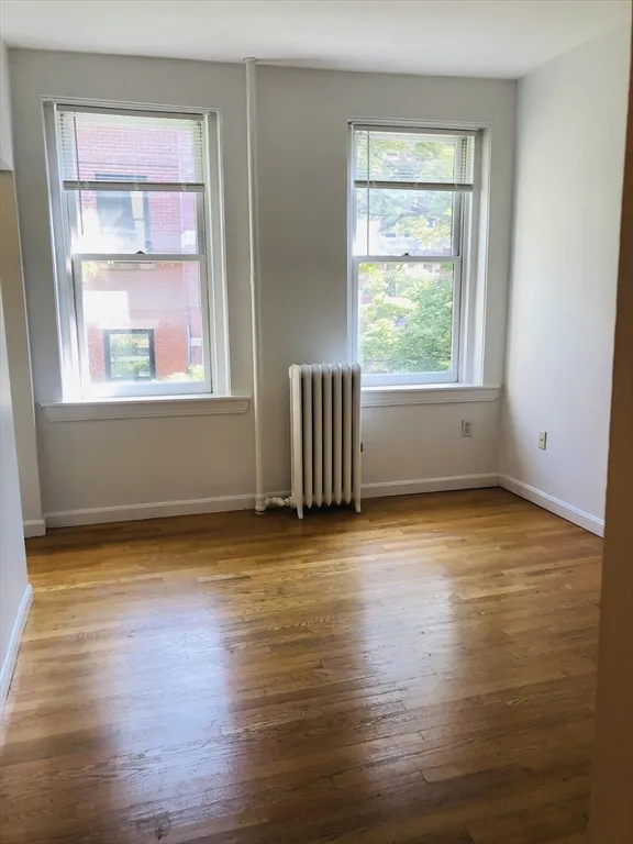 2 bed, 1 bath apartment for rent at 17 South Russell St Unit 6, Beacon Hill — photo 2 of 8