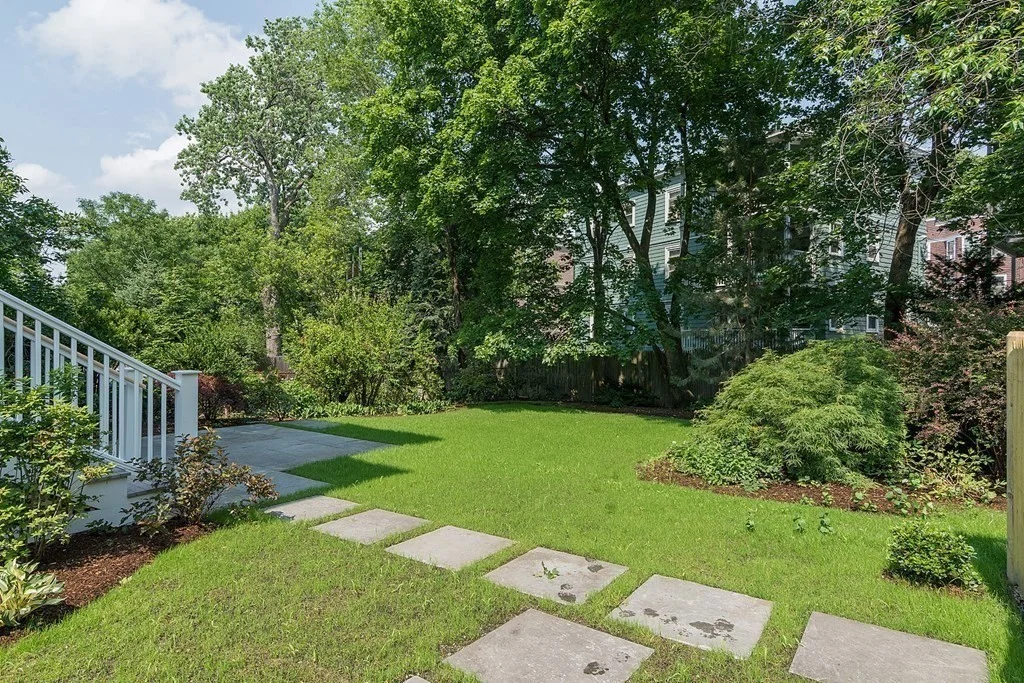 3 bed, 2 bath apartment for rent at 17 Standish St Unit 2, West Cambridge — photo 16 of 17