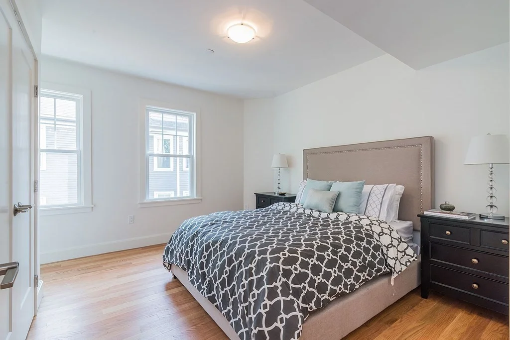 3 bed, 2 bath apartment for rent at 17 Standish St Unit 2, West Cambridge — photo 7 of 17