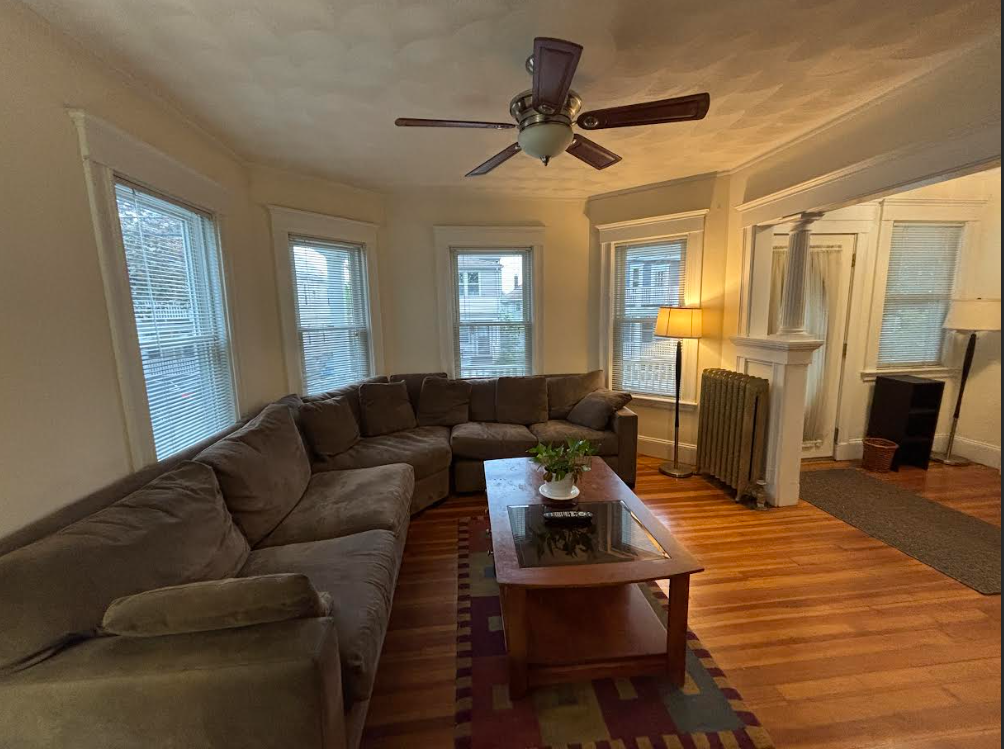 2 bed, 1 bath apartment for rent at 17 Stanley Ave Unit 1, South Medford — photo 2 of 24