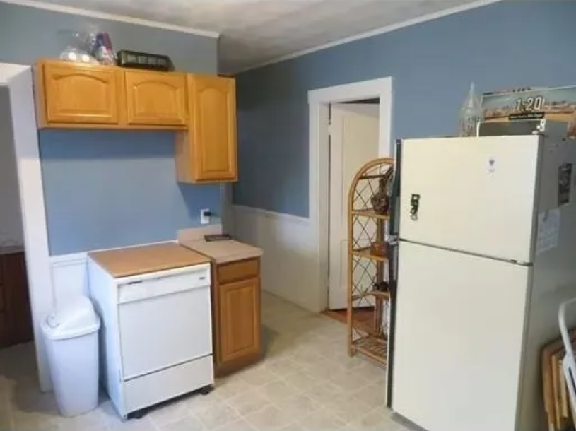 2 bed, 1 bath apartment for rent at 17 Stanley Ave Unit 1, South Medford — photo 11 of 24