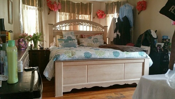 2 bed, 1 bath apartment for rent at 17 Stratton Ter Unit 1, Banks Square — photo 6 of 10