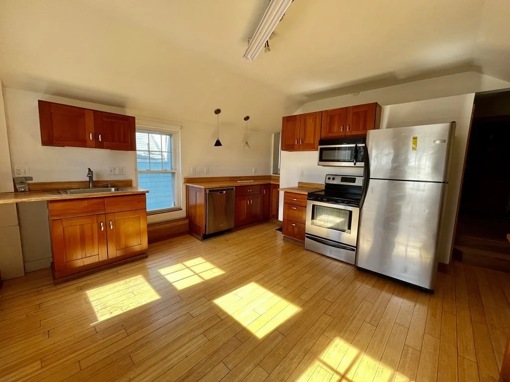 3 bed, 1 bath apartment for rent at 17 Suffolk St Unit 3, Chelsea — photo 10 of 10