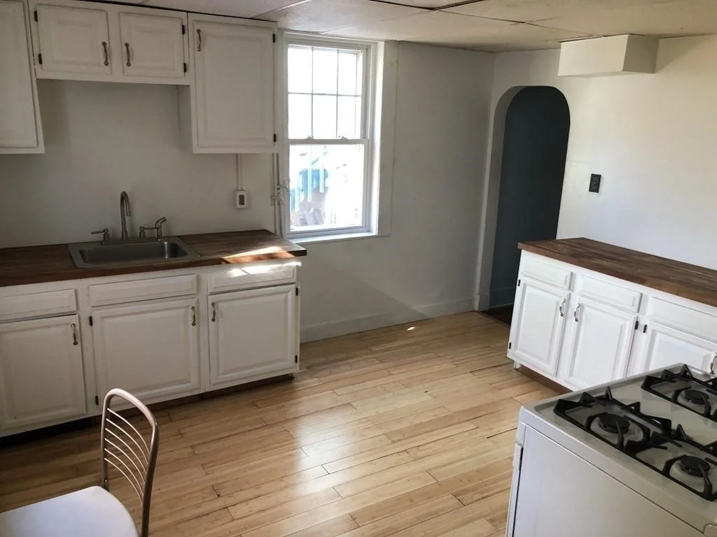 Studio bed, 1 bath apartment for rent at 17 Suffolk Unit B, Chelsea