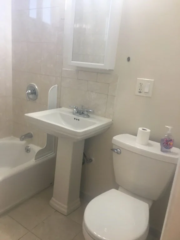 3 bed, 1 bath apartment for rent at 17 Sutton St Unit 3, Mattapan — photo 2 of 5