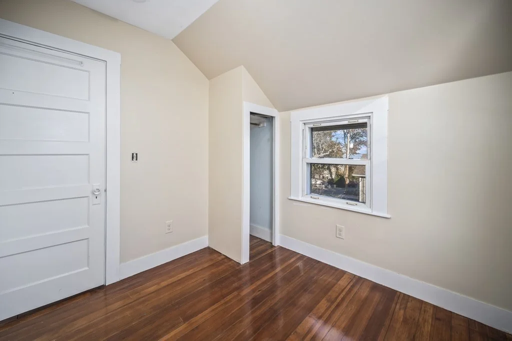 3 bed, 1 bath apartment for rent at 17 Sycamore Rd, Quincy — photo 16 of 26