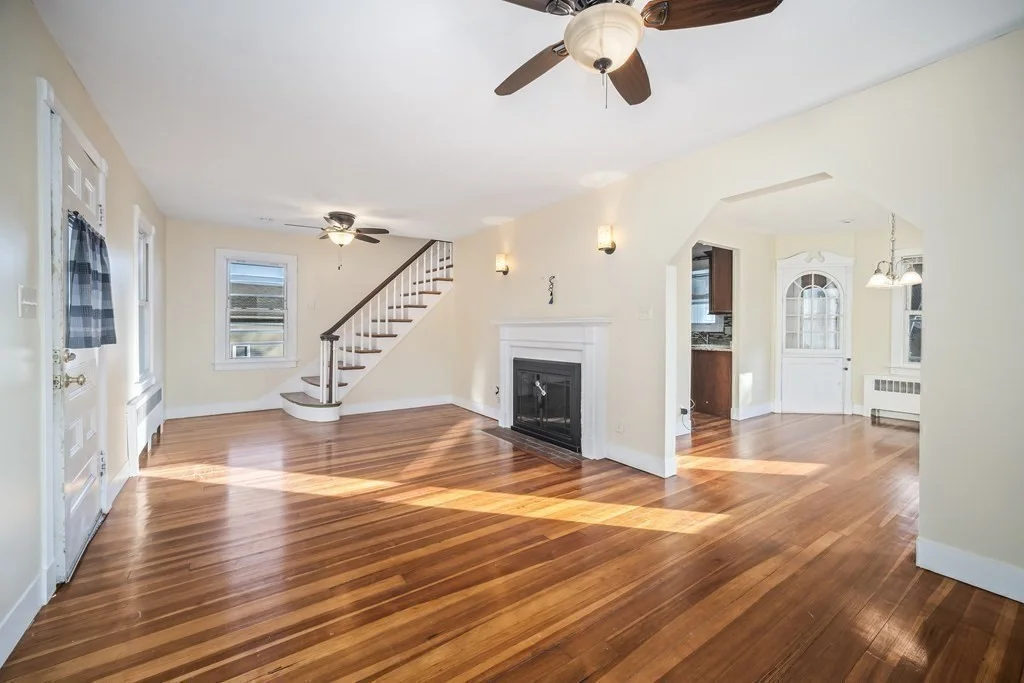 3 bed, 1 bath apartment for rent at 17 Sycamore Rd, Quincy — photo 9 of 26