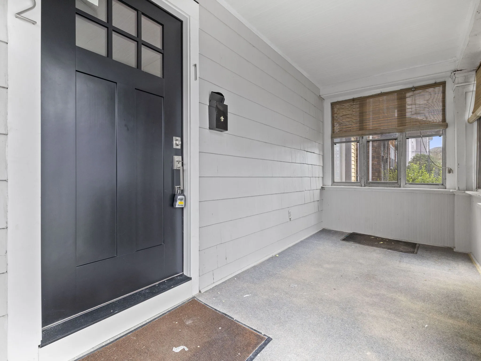 5 bed, 2.5 bath apartment for rent at 17 Tesla Ave Unit 1, Medford — photo 16 of 20