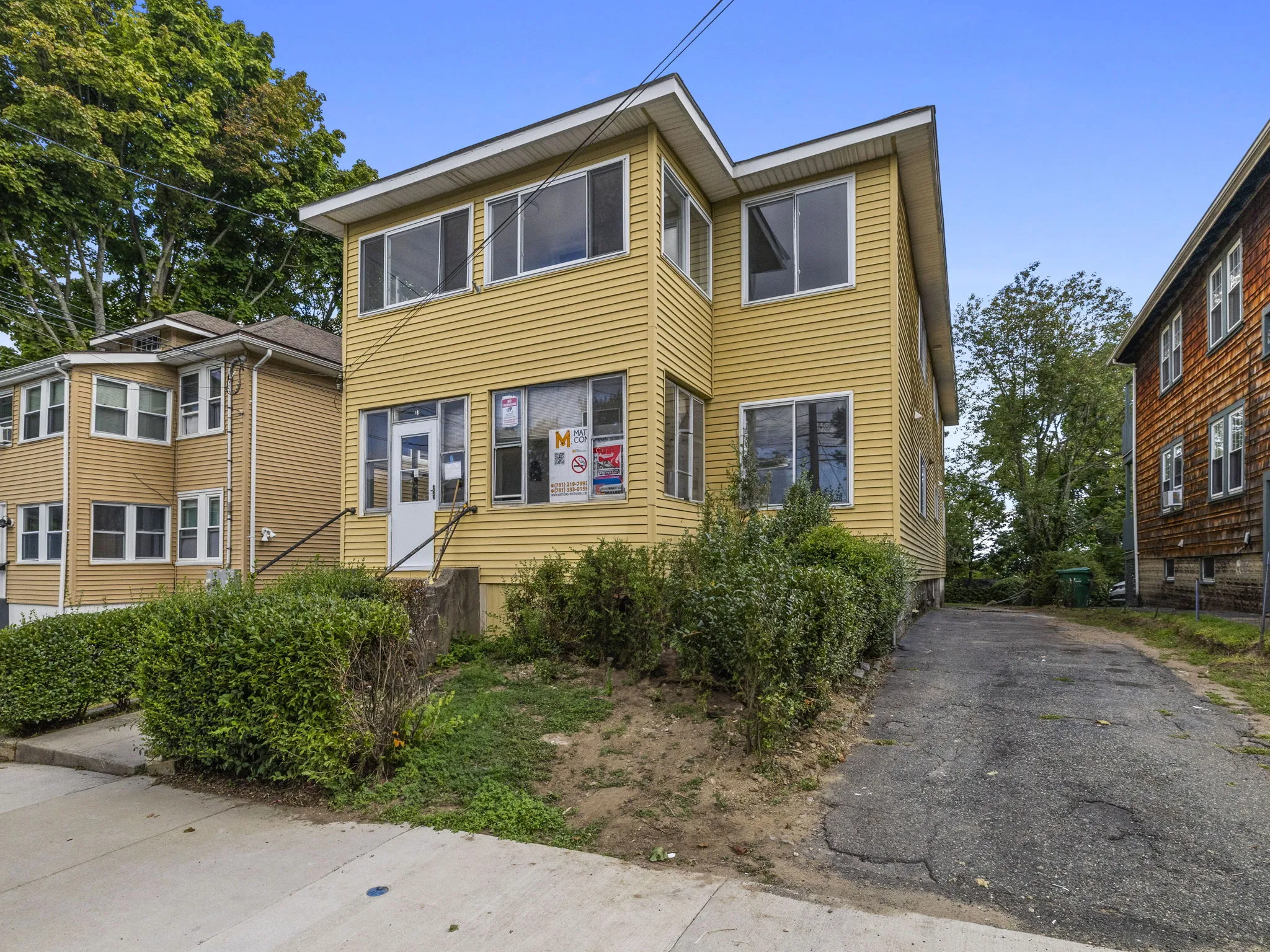 5 bed, 2.5 bath apartment for rent at 17 Tesla Ave Unit 1, Medford — photo 15 of 20