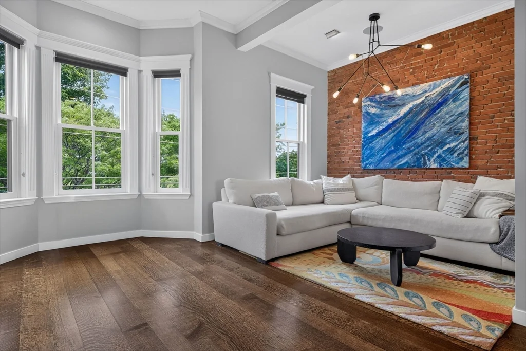 4 bed, 2 bath apartment for rent at 17 Thomas Park Unit 2, South Boston — photo 12 of 36