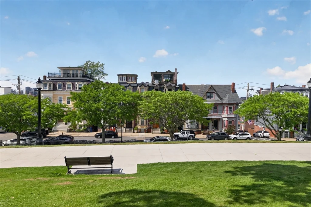 4 bed, 2 bath apartment for rent at 17 Thomas Park Unit 2, South Boston — photo 34 of 36
