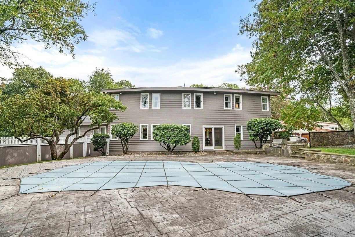 4 bed, 2 bath apartment for rent at 17 Trinity Rd, Winchester — photo 38 of 42