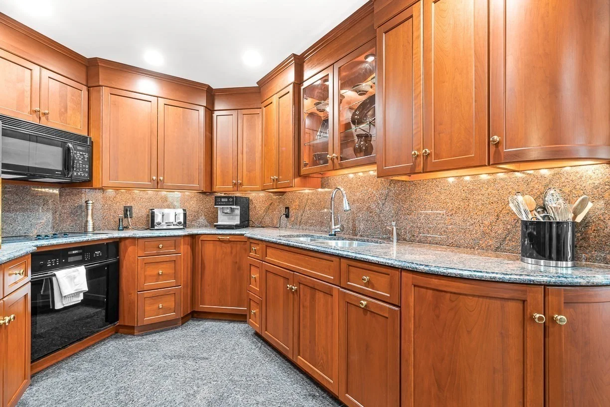 4 bed, 2 bath apartment for rent at 17 Trinity Rd, Winchester — photo 14 of 42