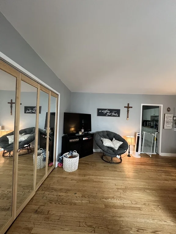 3 bed, 1 bath apartment for rent at 17 Twomey Ct Unit 61, South Boston — photo 4 of 29