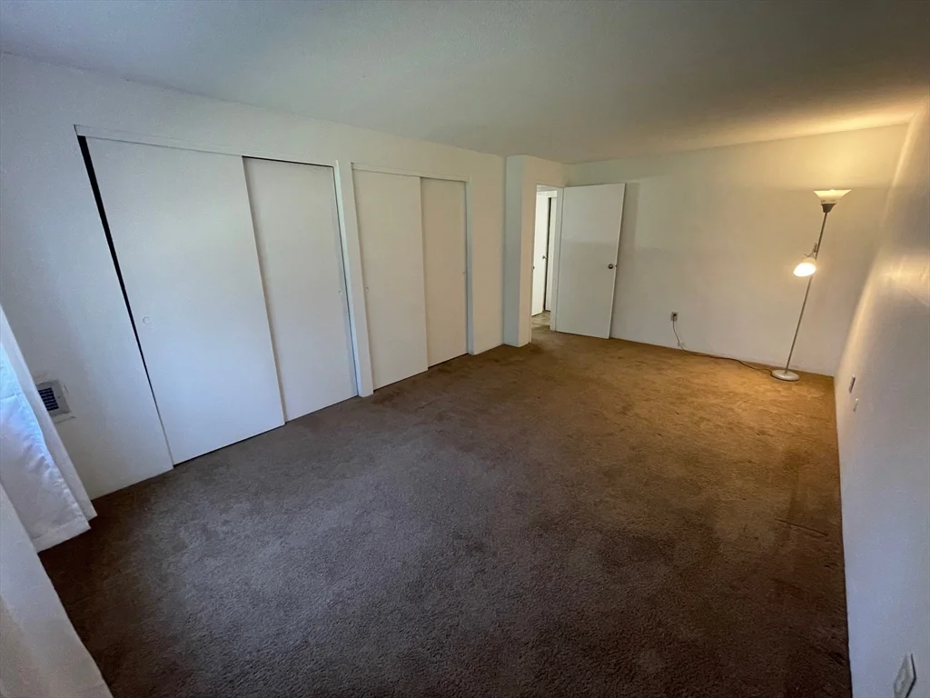 1 bed, 1 bath apartment for rent at 17 Village Rock Ln Unit 14, Natick — photo 11 of 11