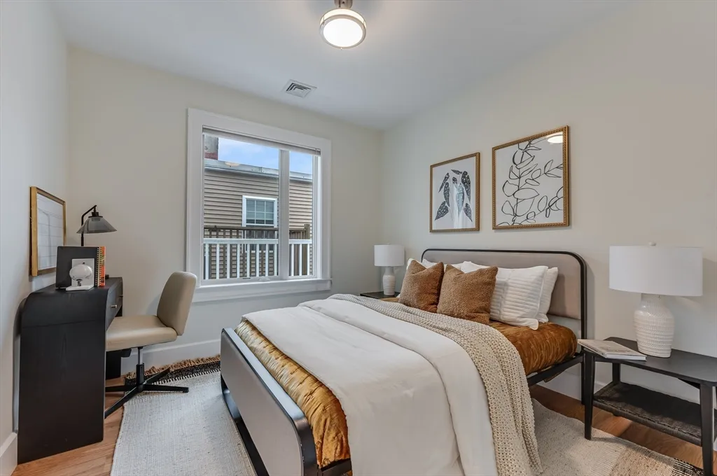 2 bed, 2 bath apartment for rent at 17 Vinton St Unit 3, South Boston — photo 6 of 13