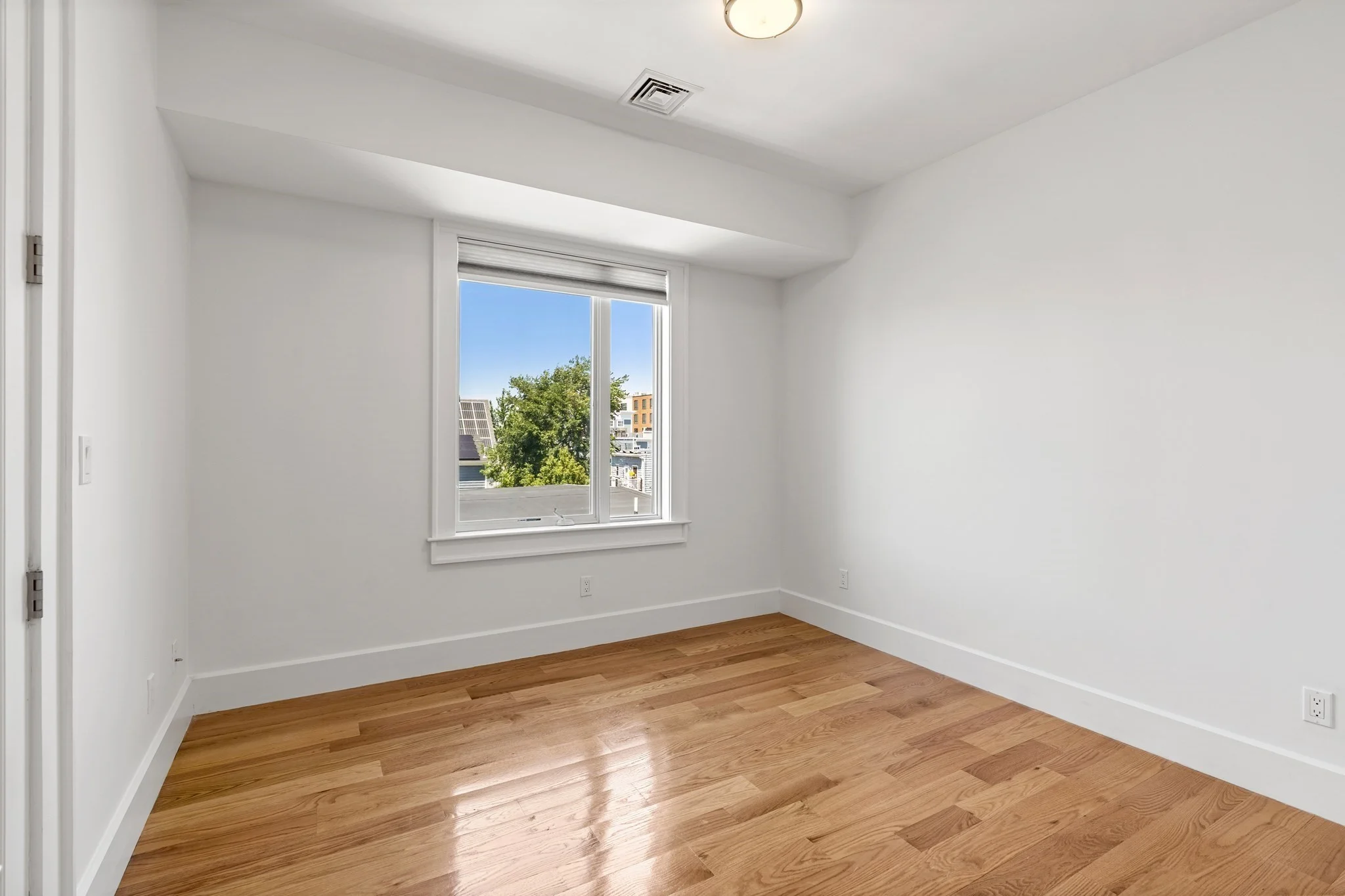 3 bed, 2 bath apartment for rent at 17 Vinton St Unit 5, South Boston — photo 14 of 25