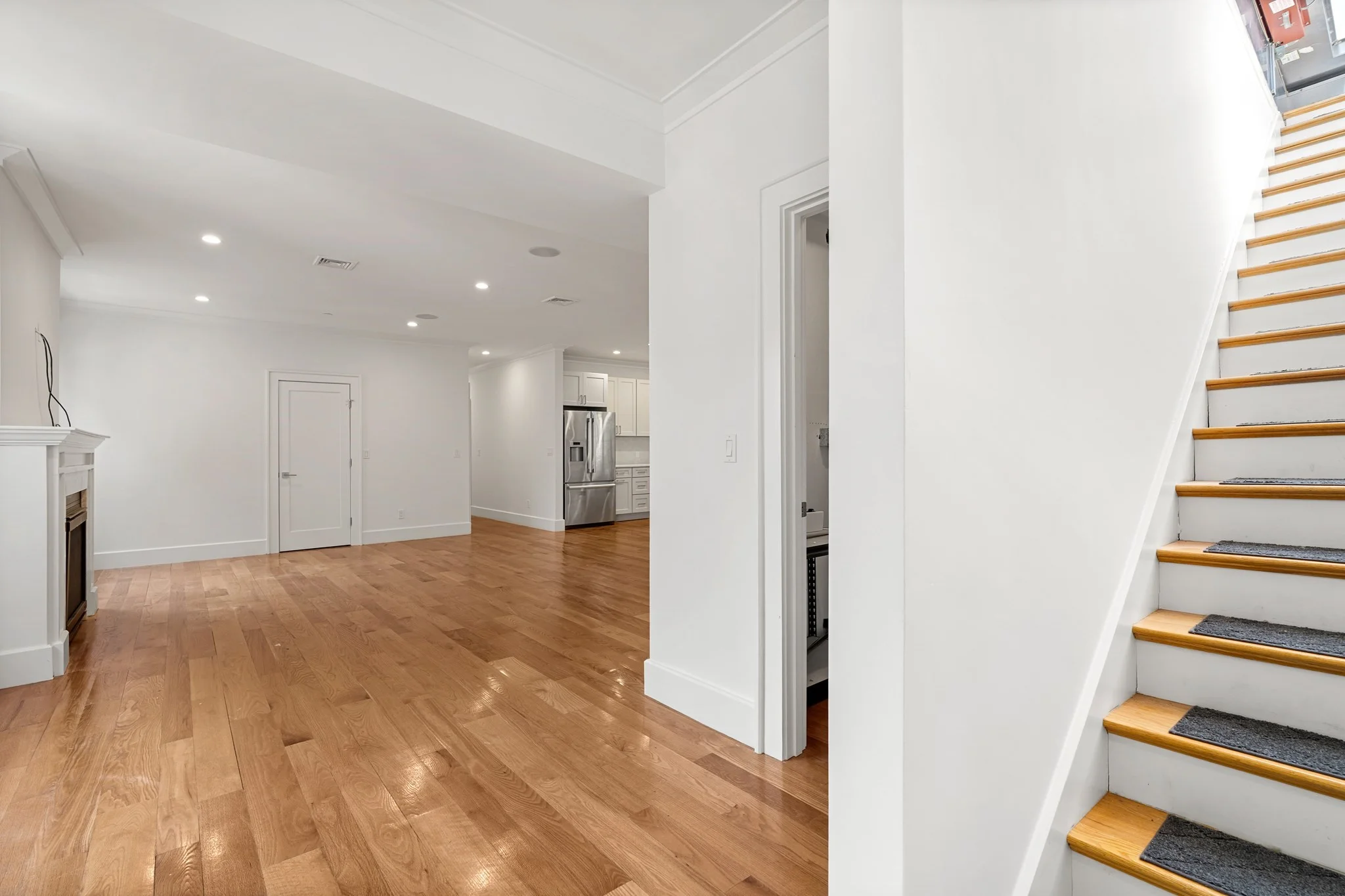 3 bed, 2 bath apartment for rent at 17 Vinton St Unit 5, South Boston — photo 22 of 25