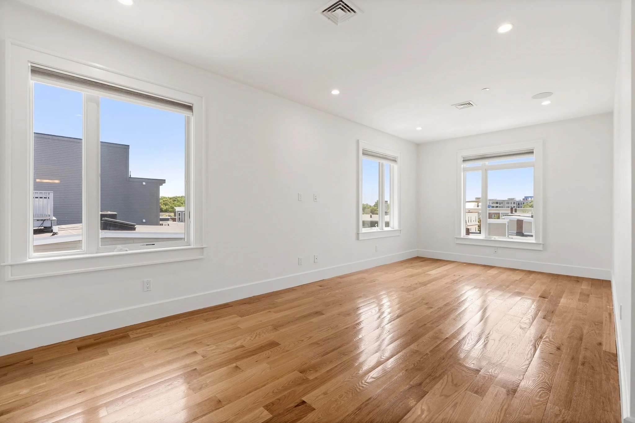 3 bed, 2 bath apartment for rent at 17 Vinton St Unit 5, South Boston — photo 10 of 25