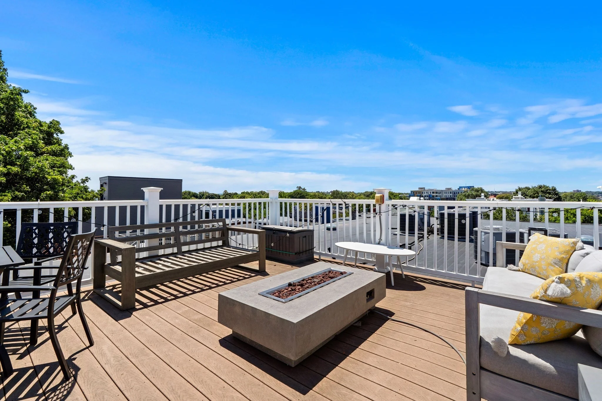 3 bed, 2 bath apartment for rent at 17 Vinton St Unit 5, South Boston — photo 4 of 25