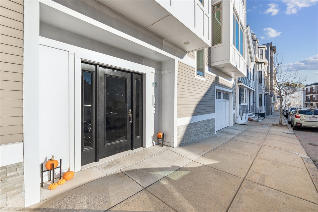 3 bed, 2 bath apartment for rent at 17 Vinton St Unit 5, South Boston — photo 28 of 28
