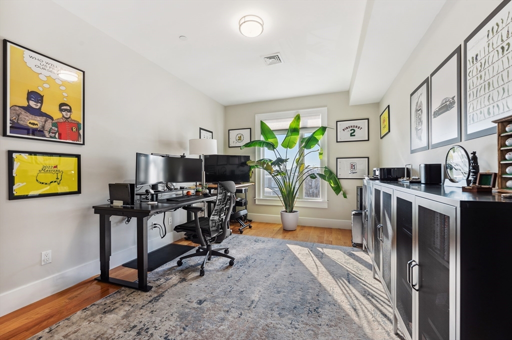 3 bed, 2 bath apartment for rent at 17 Vinton St Unit 5, South Boston — photo 17 of 28