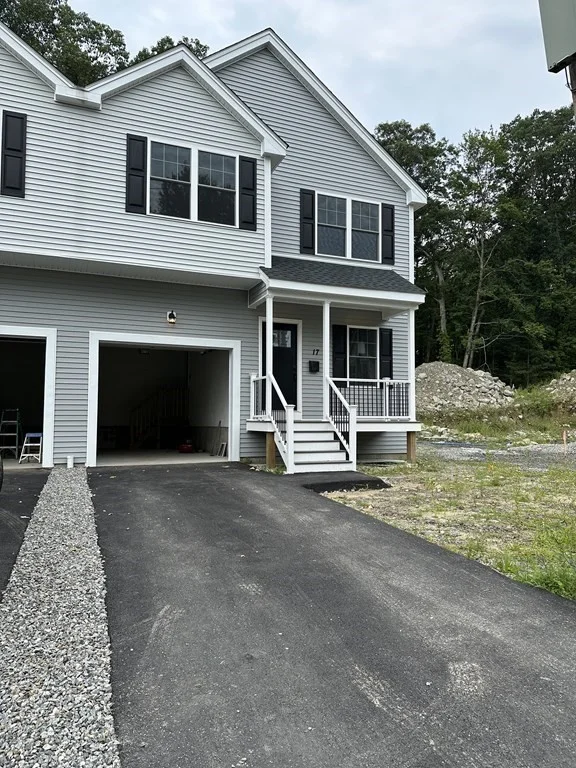 3 bed, 2 bath apartment for rent at 17 Waban Ave Unit 17, Worcester